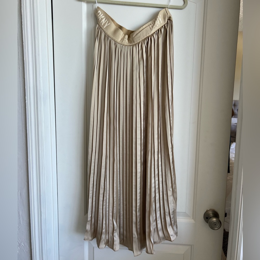 DKNY Cream A-Line Pleated Skirt